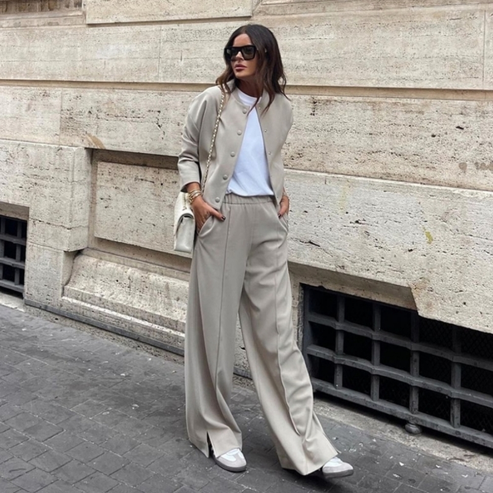 ZARA  Wide Pants Ankle Slits Cream size M